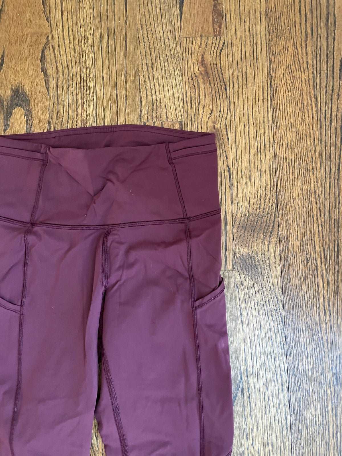 ThriftedEquestrian Clothing 4 Lululemon 3/4 Leggings Maroon - 4
