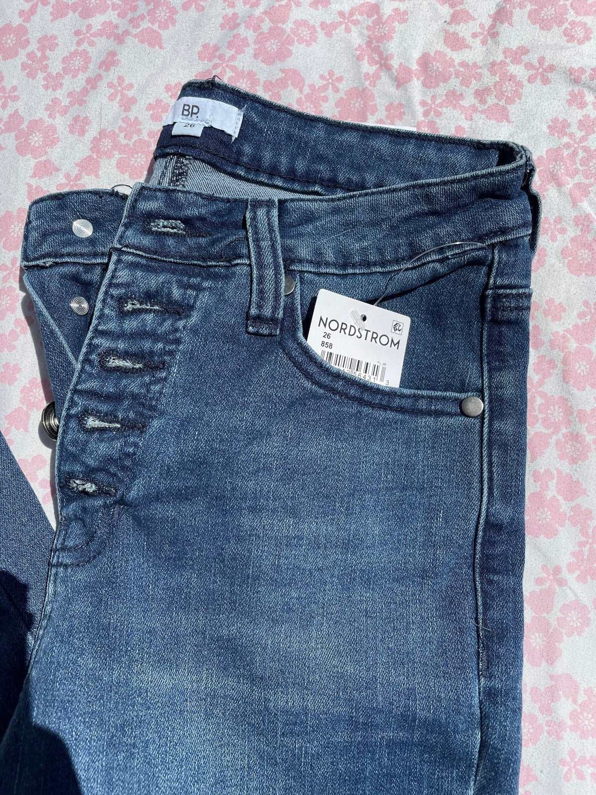 ThriftedEquestrian Clothing 26 BP button front high rise Skinny Jeans NWT - 26