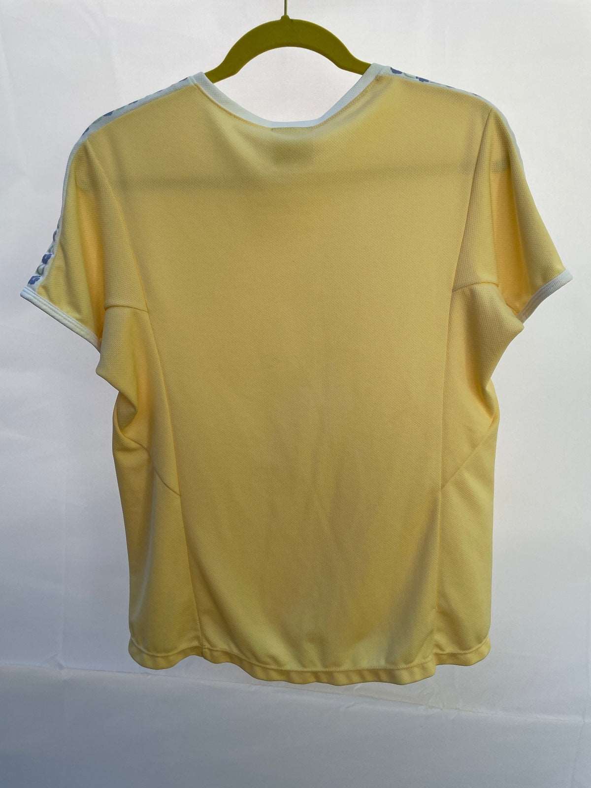 ThriftedEquestrian Clothing Large Irideon Summer Tee - Large