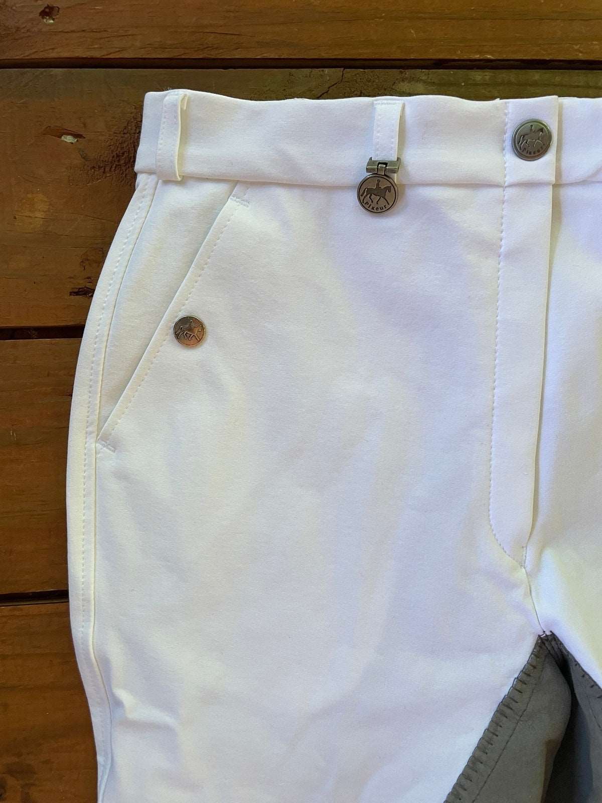 ThriftedEquestrian Clothing 28 Pikeur Full Seat Breeches - 28
