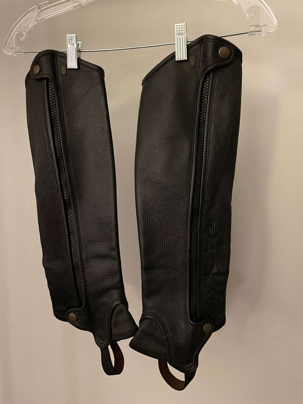 ThriftedEquestrian Clothing 15/18 Tredstep Deluxe Half Chaps - 15/18