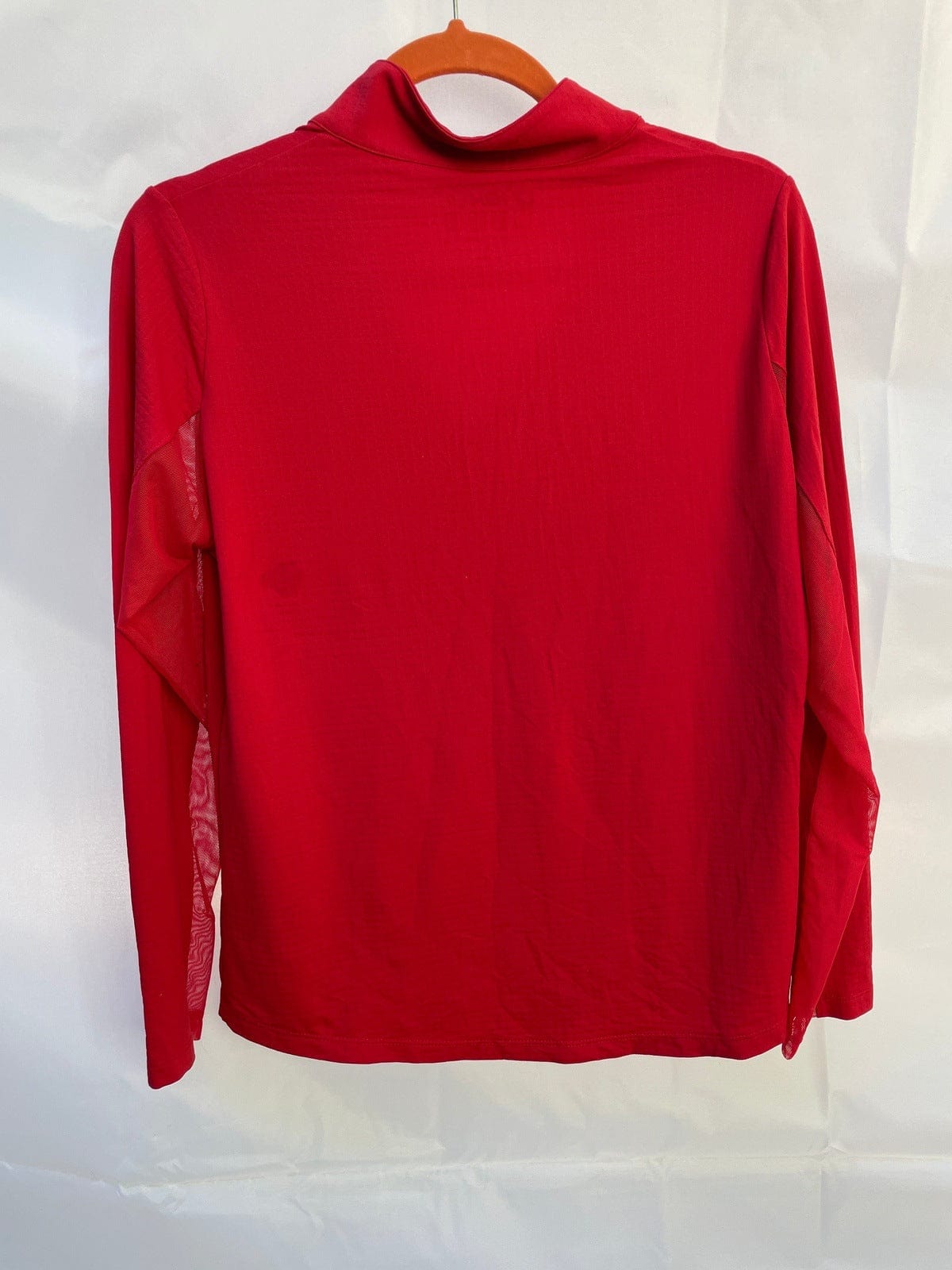ThriftedEquestrian Clothing Medium U Ibkul Ventilated Long Sleeve - Medium
