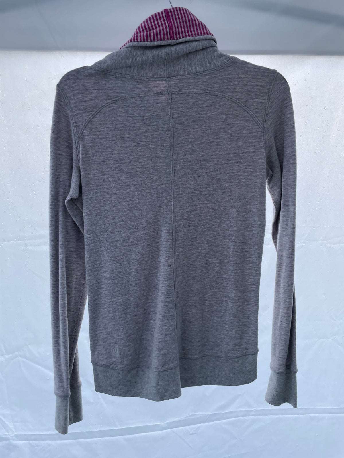 ThriftedEquestrian Clothing 2 Cowl Neck Lululemon Long Sleeve - 2