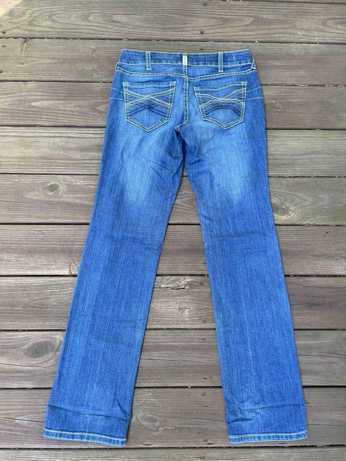 ThriftedEquestrian Clothing 28L Ariat Real Denim Mid Rise Straight Leg Jeans - 28L