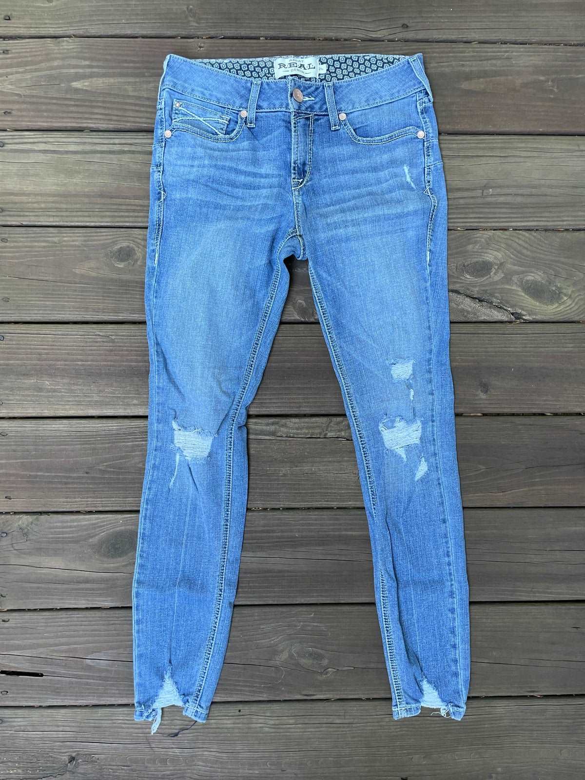 ThriftedEquestrian Clothing 29R Ariat Real Denim Ripped Skinny Jeans - 29R
