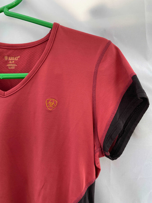 ThriftedEquestrian Clothing Small Ariat Summer T-Shirt - Small