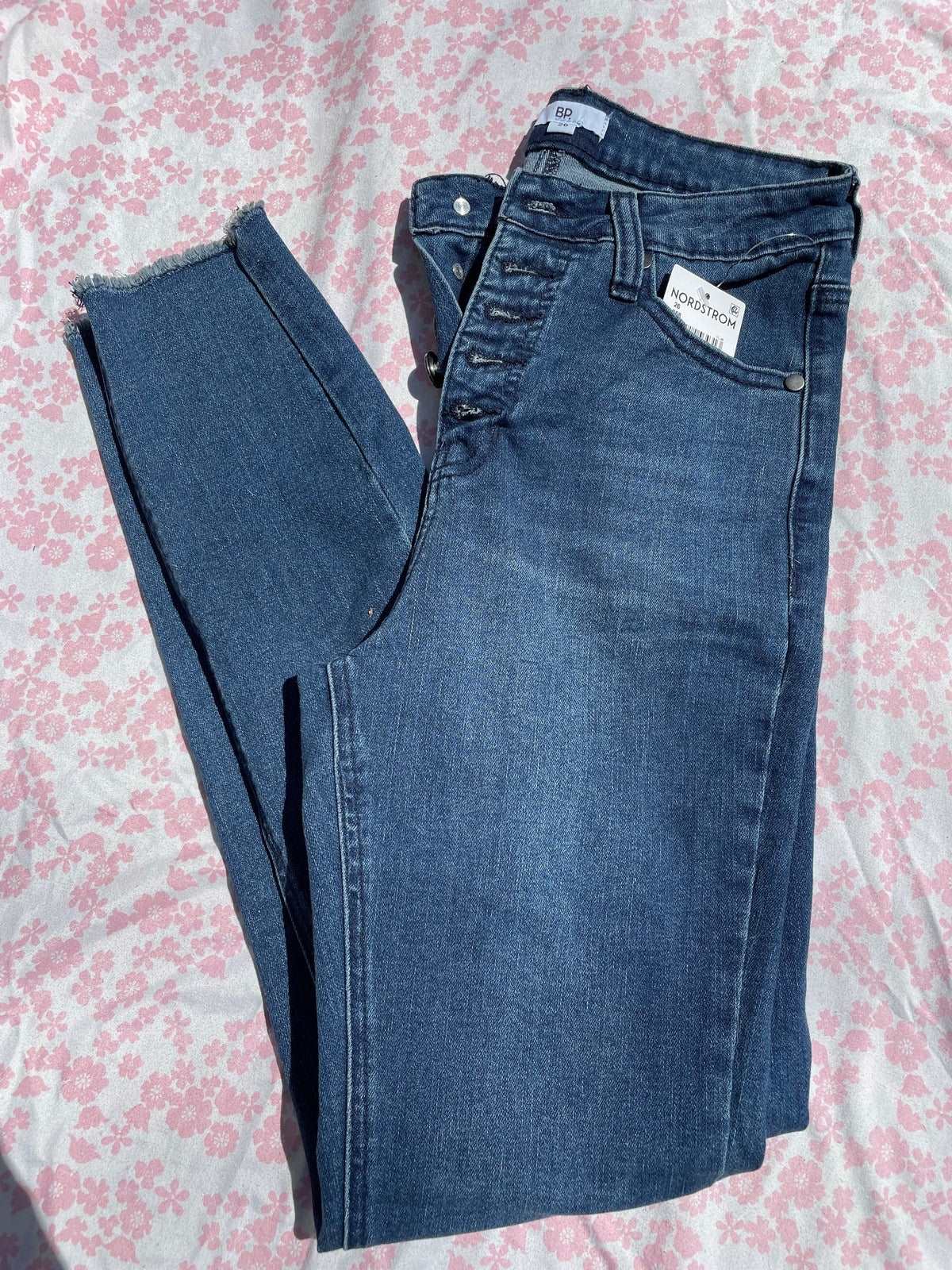 ThriftedEquestrian Clothing 26 BP button front high rise Skinny Jeans NWT - 26