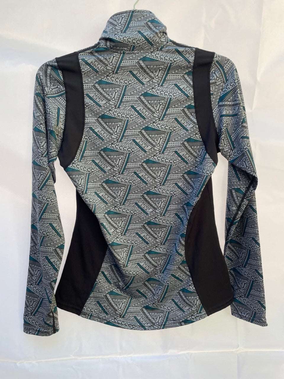 ThriftedEquestrian Clothing XS Kerrits Long Sleeve - XS