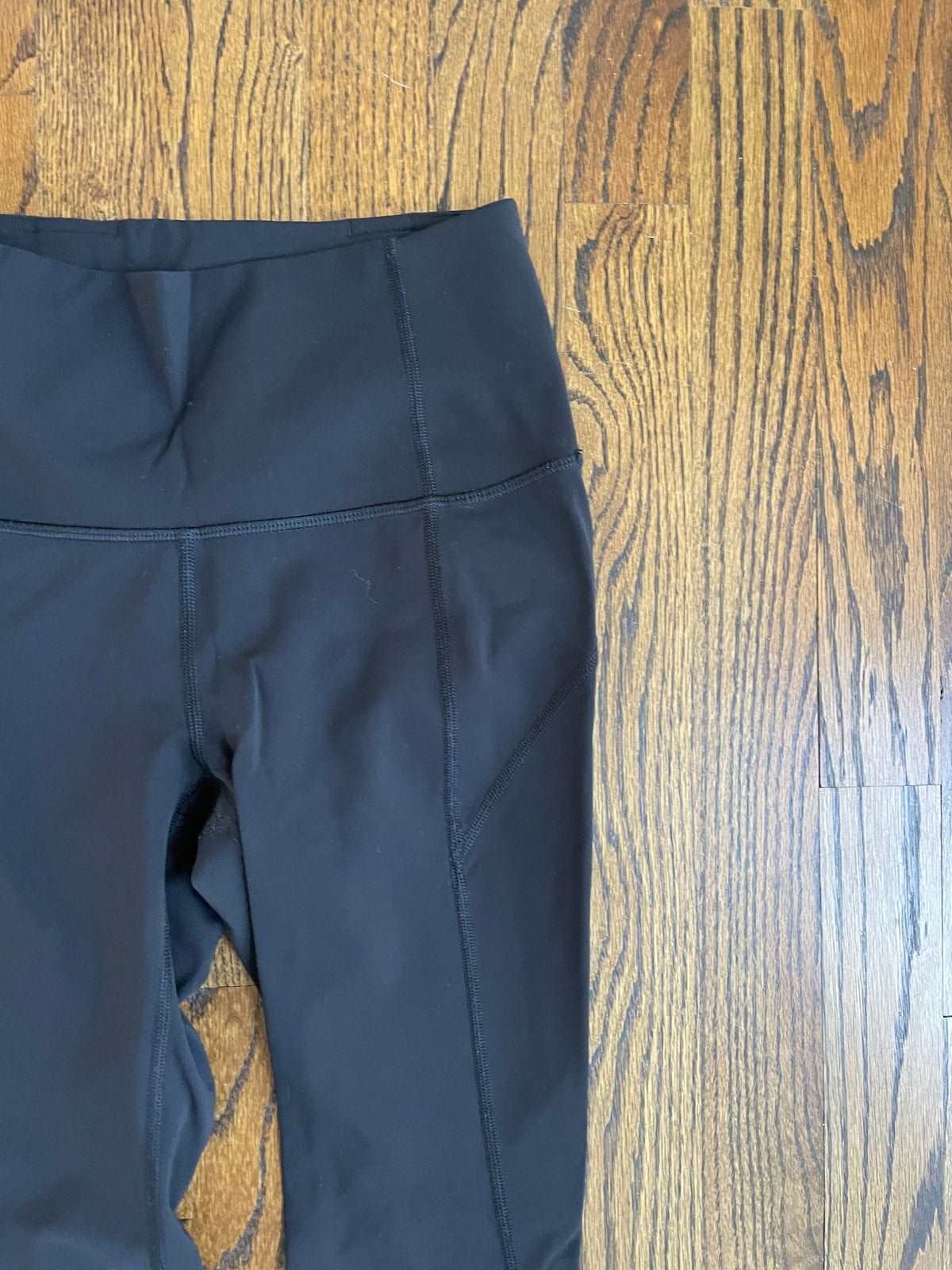 ThriftedEquestrian Clothing 4 Lululemon 3/4 Leggings - 4