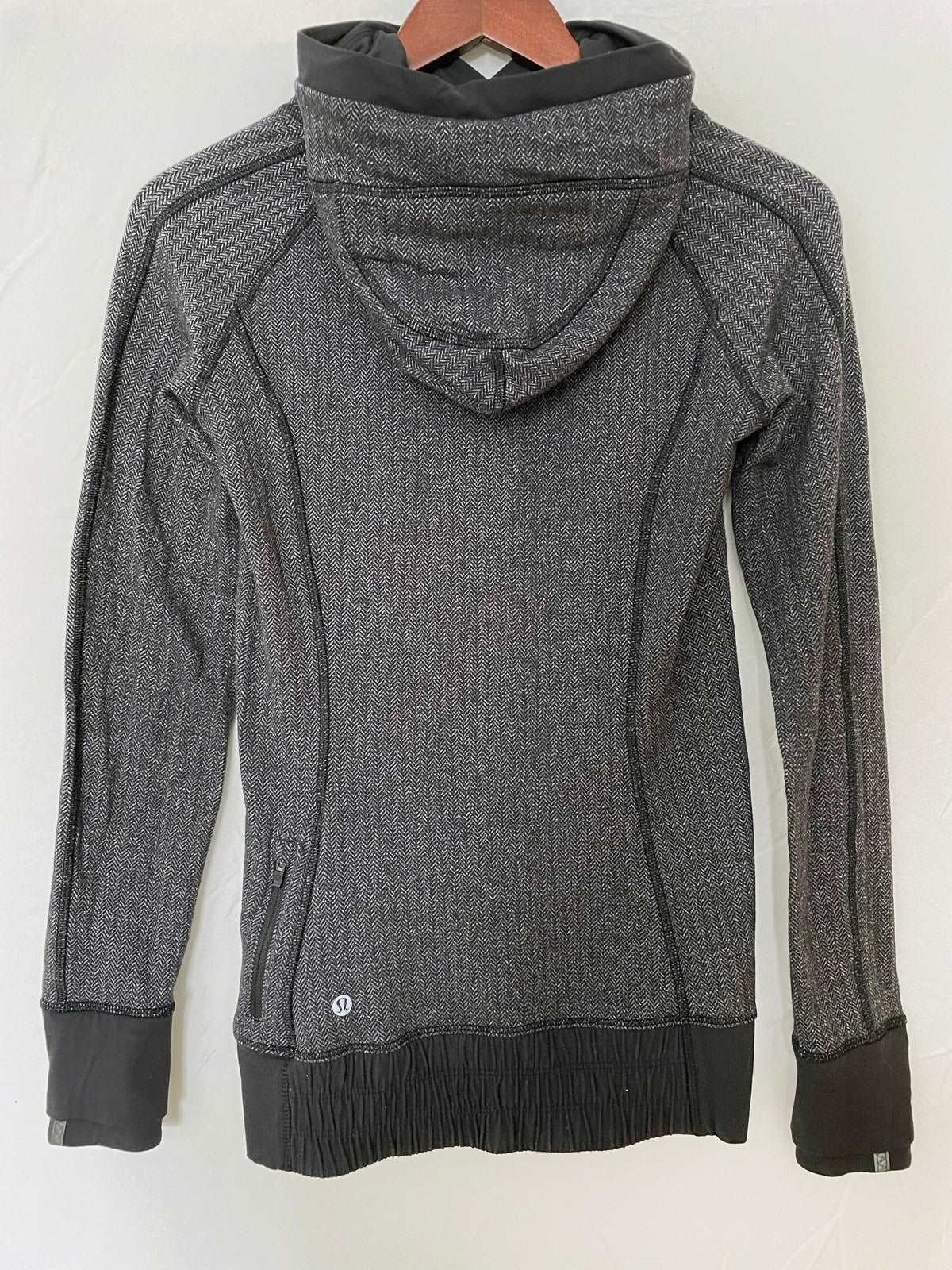 ThriftedEquestrian Clothing 4 Lululemon Hooded Sweatshirt - Size 4