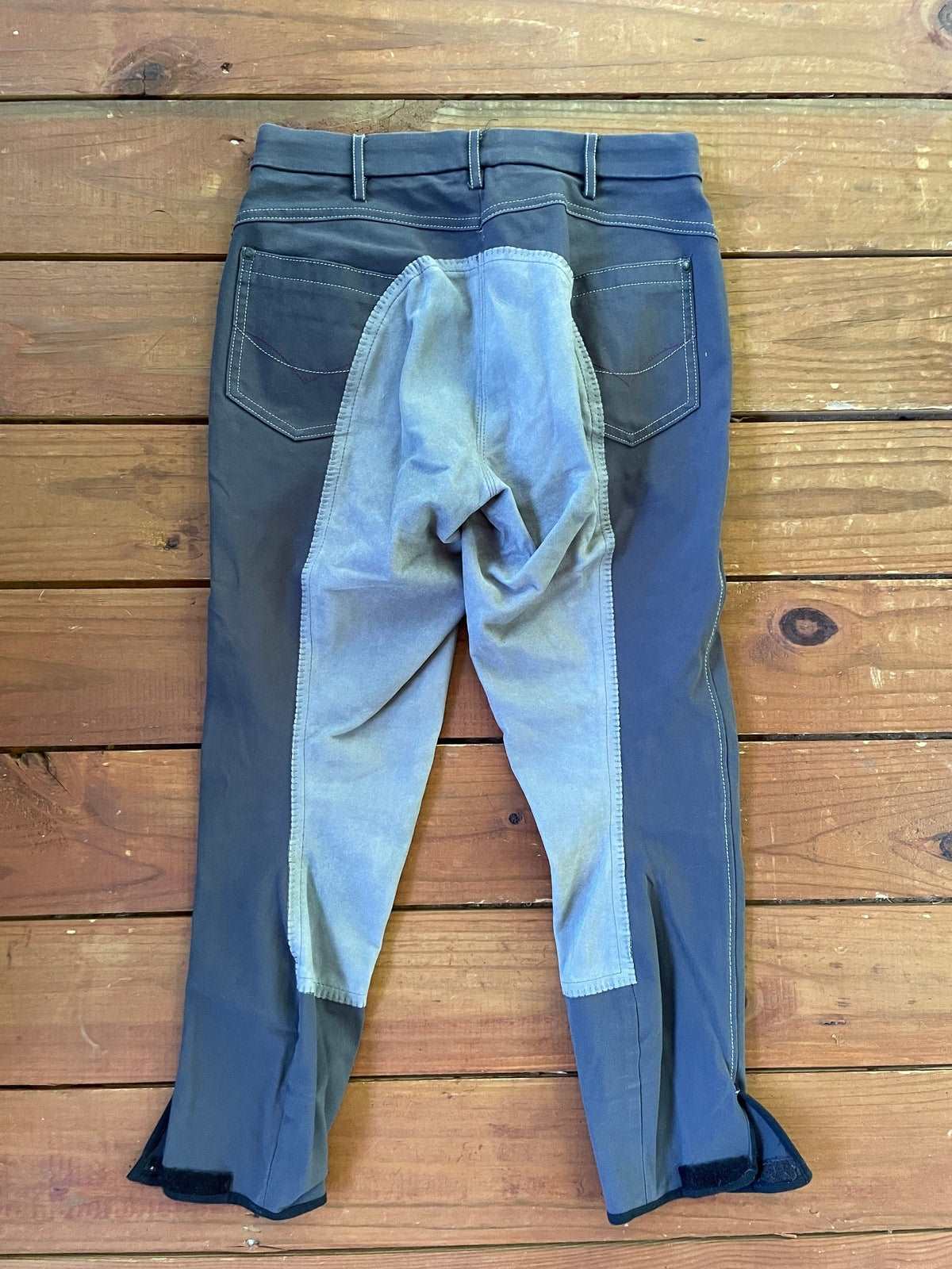 ThriftedEquestrian Clothing 40 Pikeur Shiva Kontrast Breeches - 40